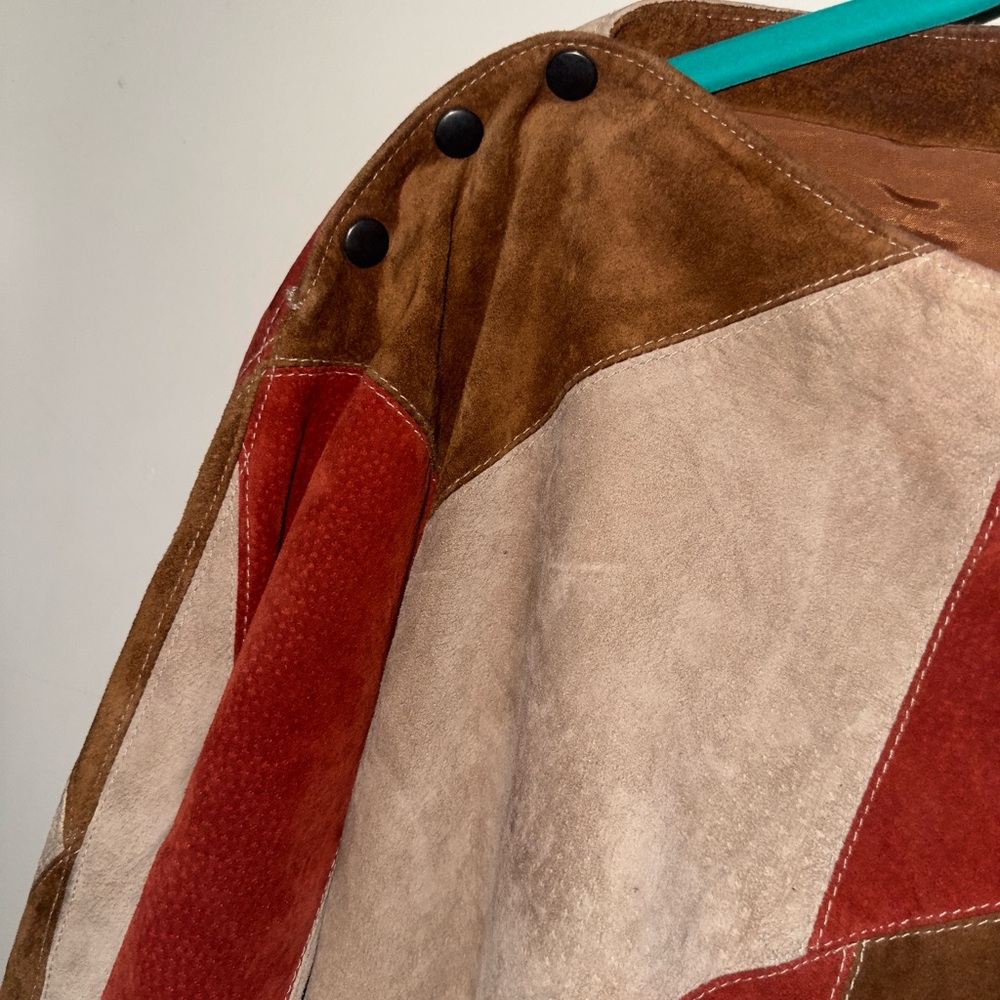 Colorblock Suede Patchwork Sweater - image 3